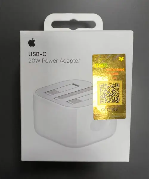 Iphone travel adopter - Image 3